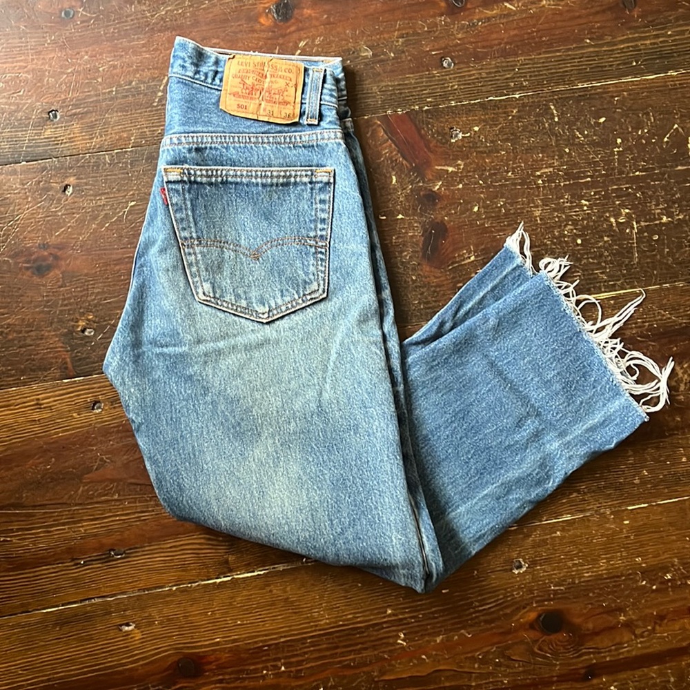Vintage Levi’s 501 medium blue